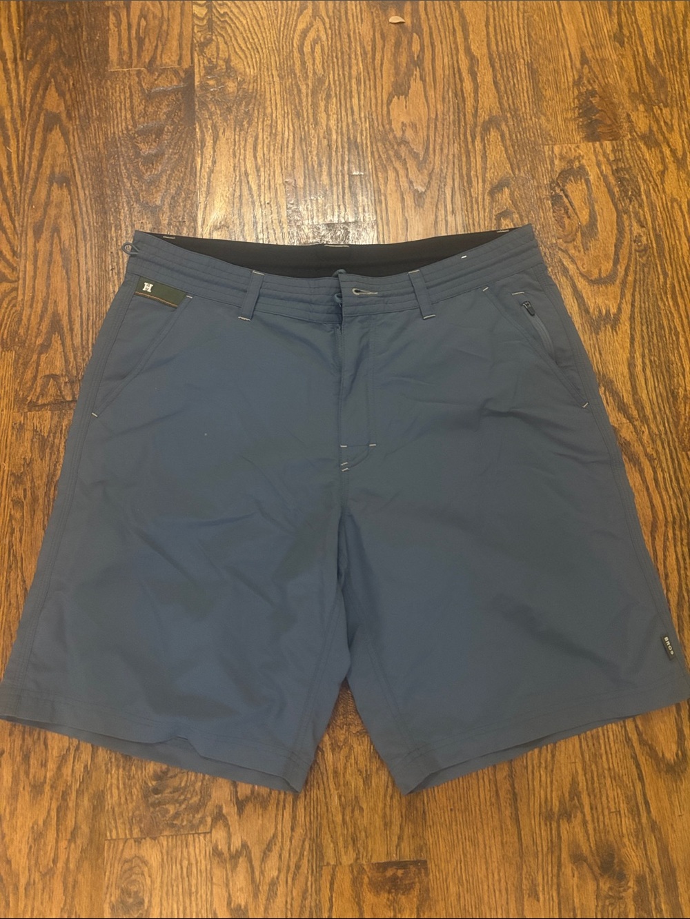 NWOT Howler Men's Blue Hybrid 2.0 Shorts. Sz 35